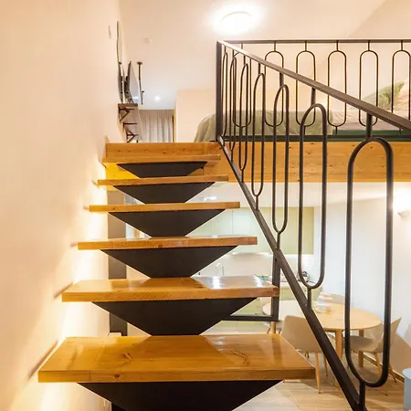 Vayas Residences - Agora *