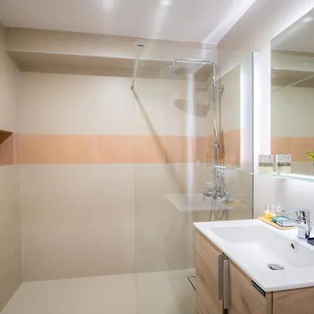 Vayas Residences - Agora *